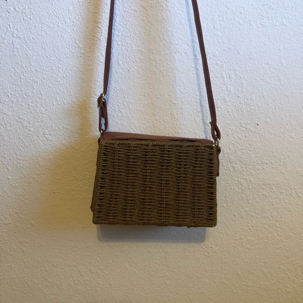 Woven purse - Picture 6 of 9
